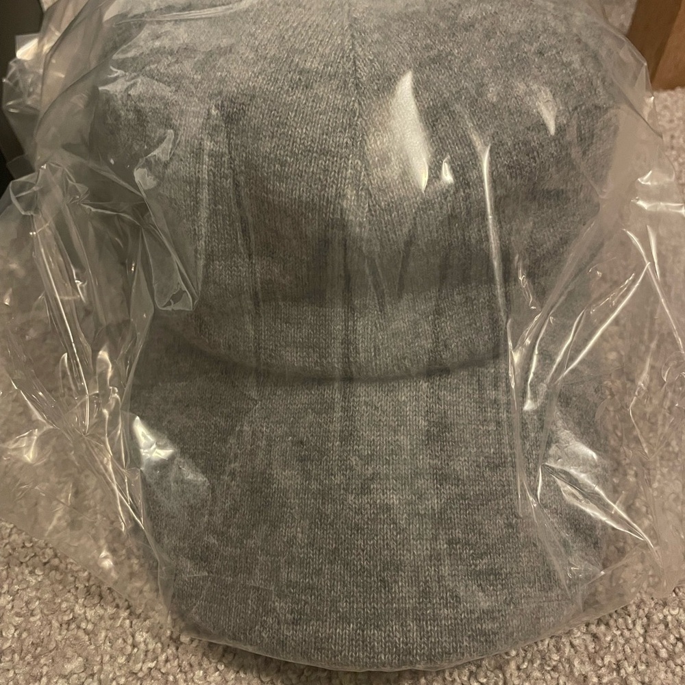 100% Mongolian Cashmere Quince Gray Baseball Cap